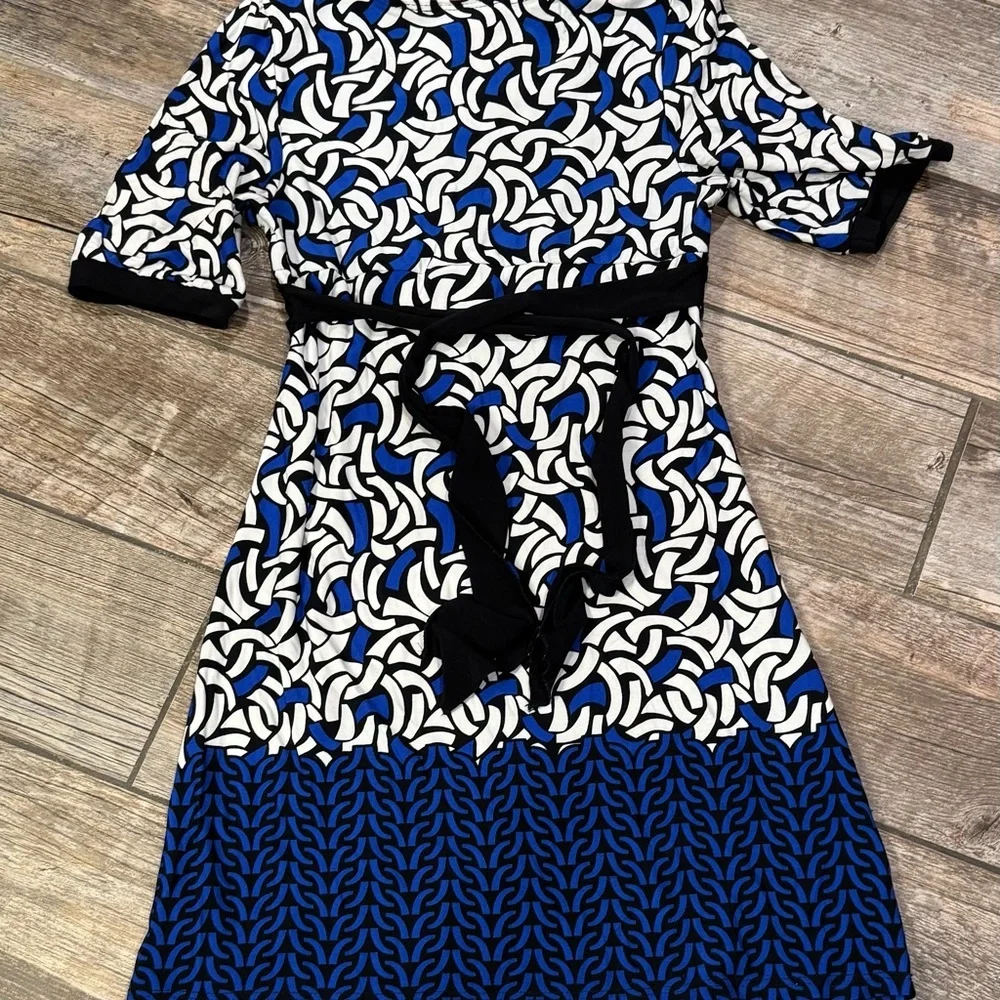 Blue and White Patterned Dress with Belt​